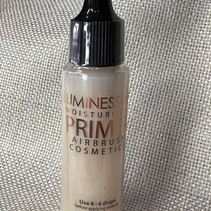 Moisturizing Primer by Luminess